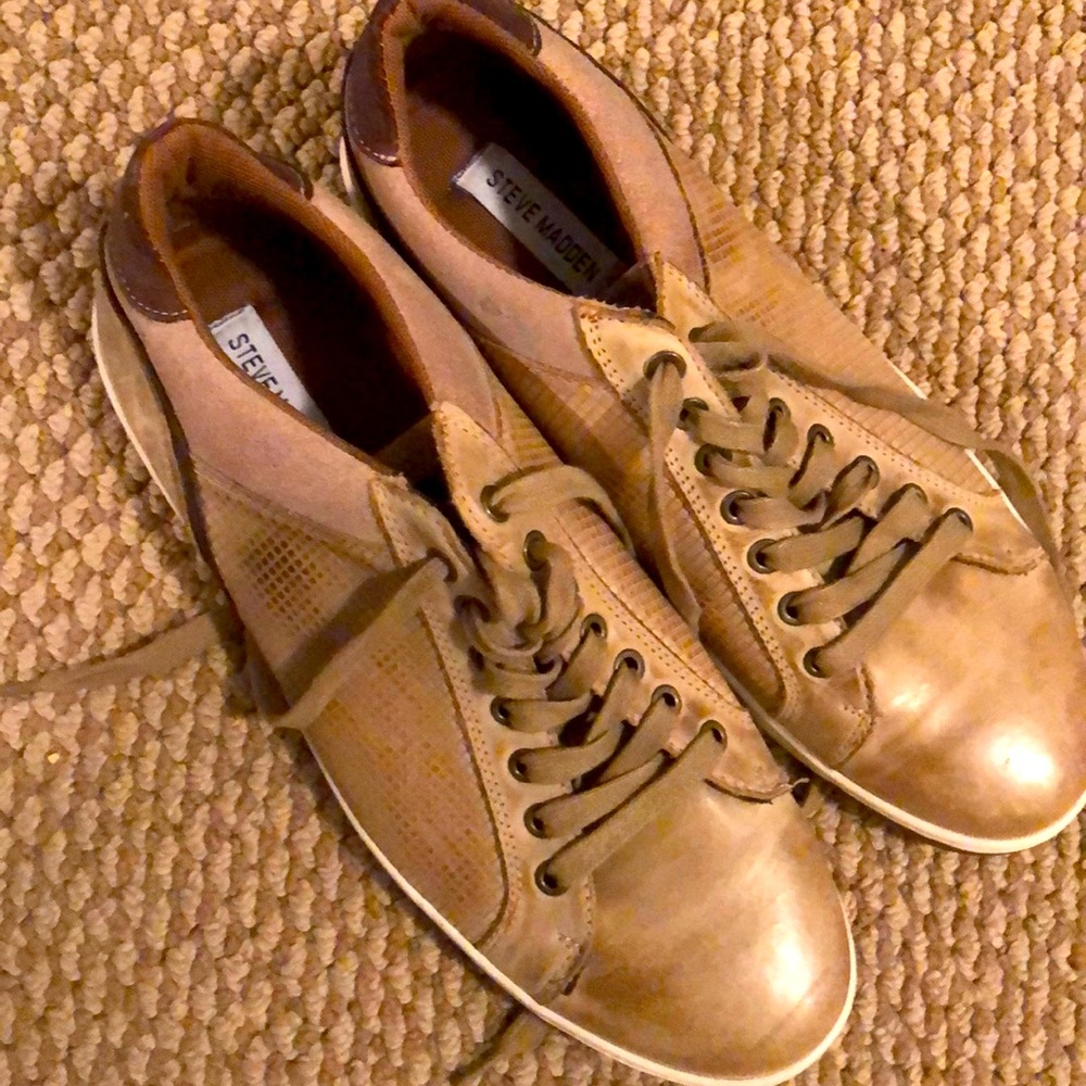 Steve Madden sneakers